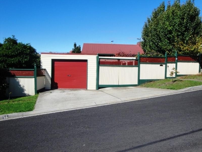 13 Malunna Crescent, Burnie TAS 7320