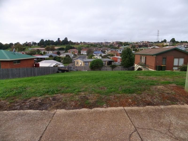 11 Greenacre Street, Burnie TAS 7320