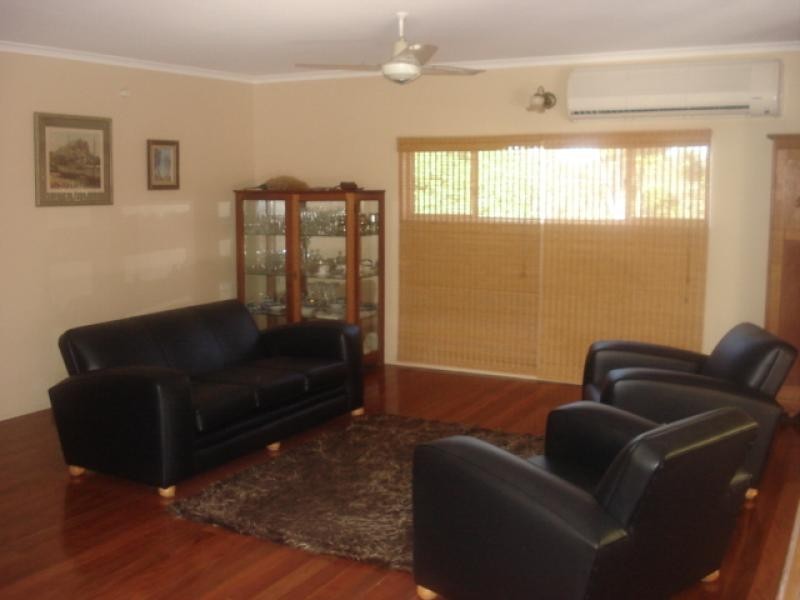 236 MANSFIELD RD, Elimbah QLD 4516