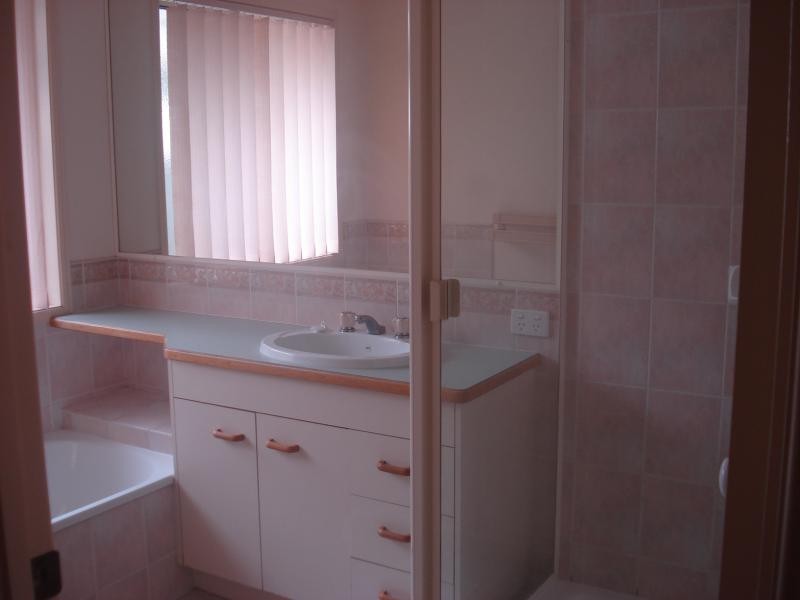 14 BALLYMORE CT, Upper Caboolture QLD 4510