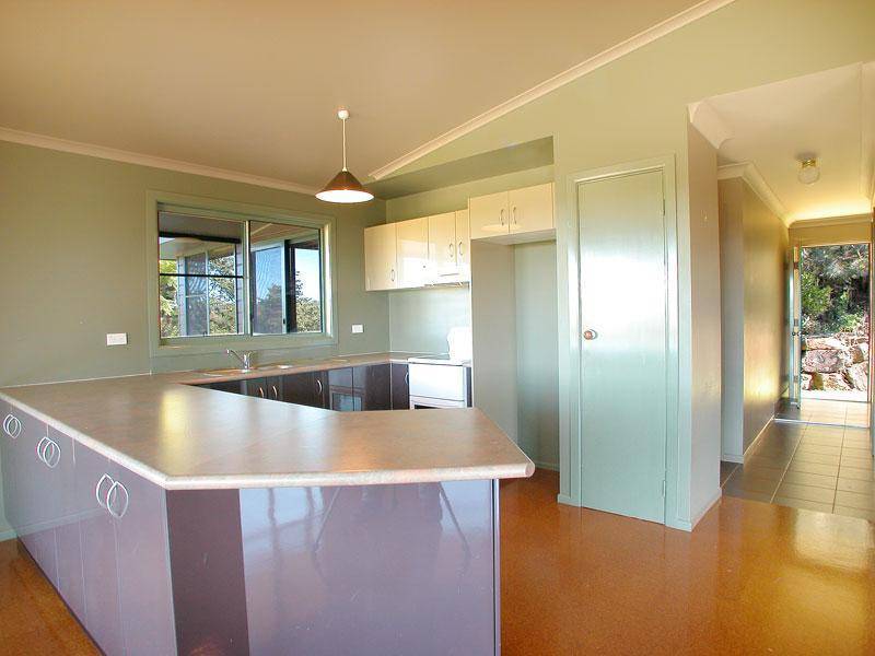 6 RAINFOREST DRIVE, Eltham NSW 2480