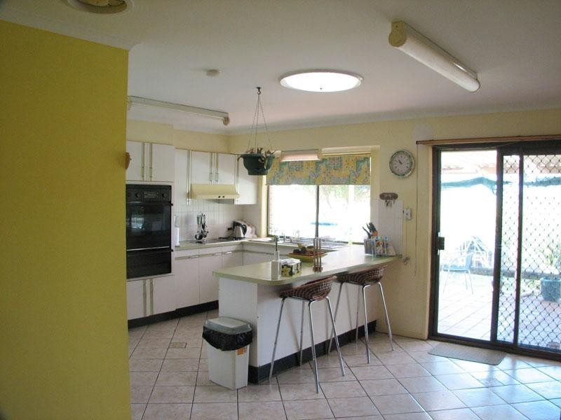 120 KIRKLANDS LANE, Fernleigh NSW 2479