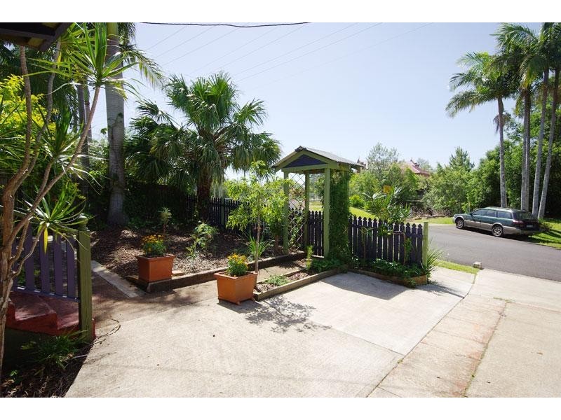 19 Leslie Street, Bangalow NSW 2479