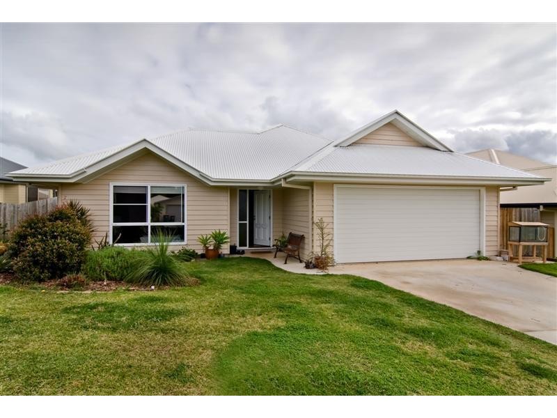 18 Blackwood Crescent, Bangalow NSW 2479