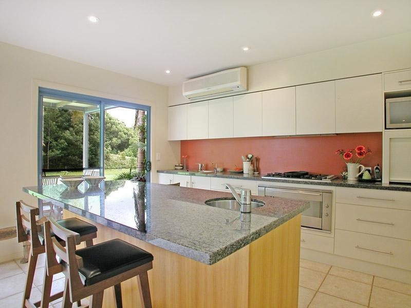 2 Elkhorn Place, Bangalow NSW 2479
