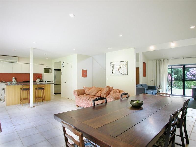 2 Elkhorn Place, Bangalow NSW 2479