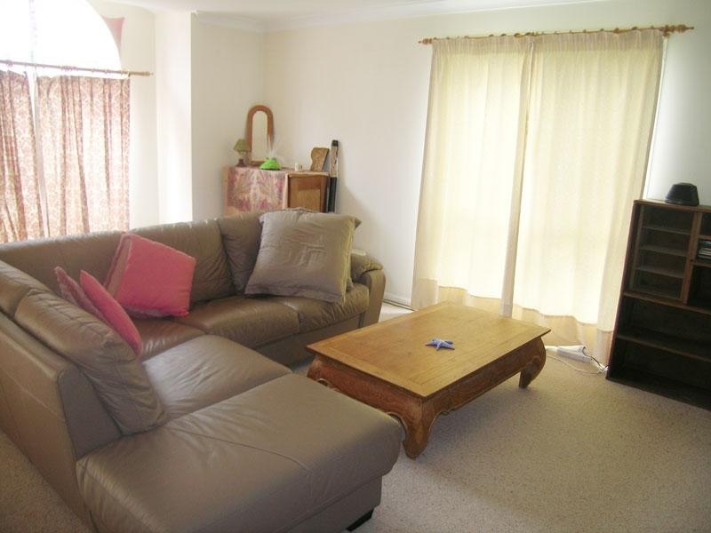 4 Elkhorn Place, Bangalow NSW 2479