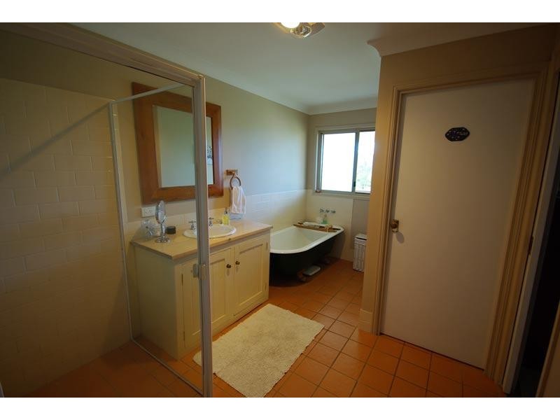 5 Rankin Drive, Bangalow NSW 2479