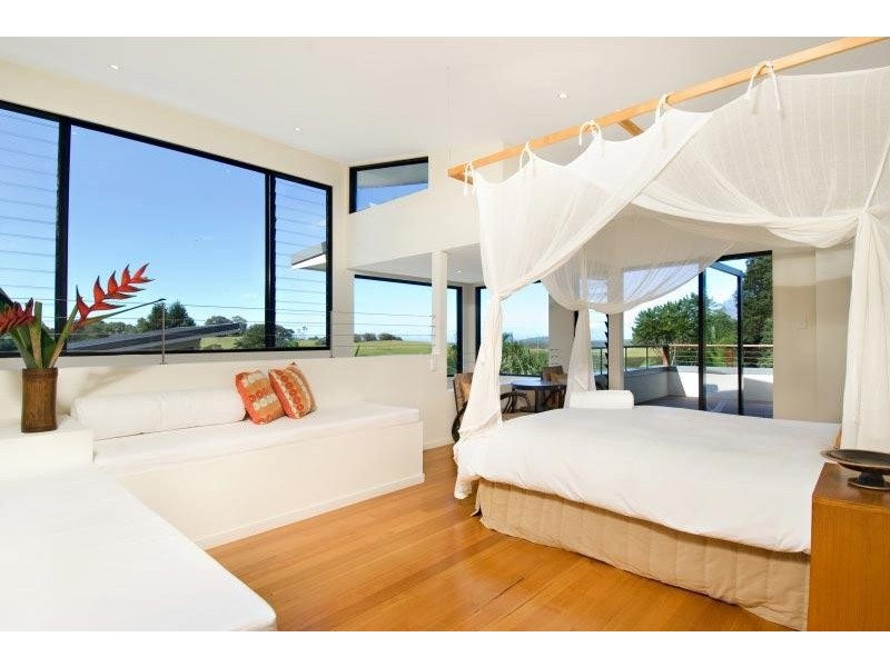 14 Hill View Place, Ewingsdale NSW 2481