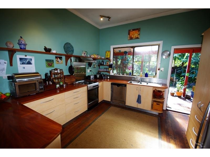 111 Parkway Drive, Ewingsdale NSW 2481