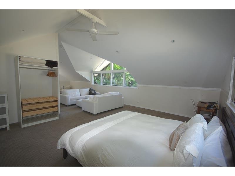 73 Parkway Drive, Ewingsdale NSW 2481