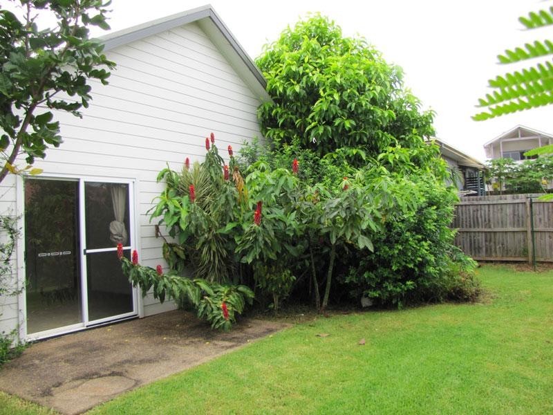 2 Blackwood Crescent, Bangalow NSW 2479