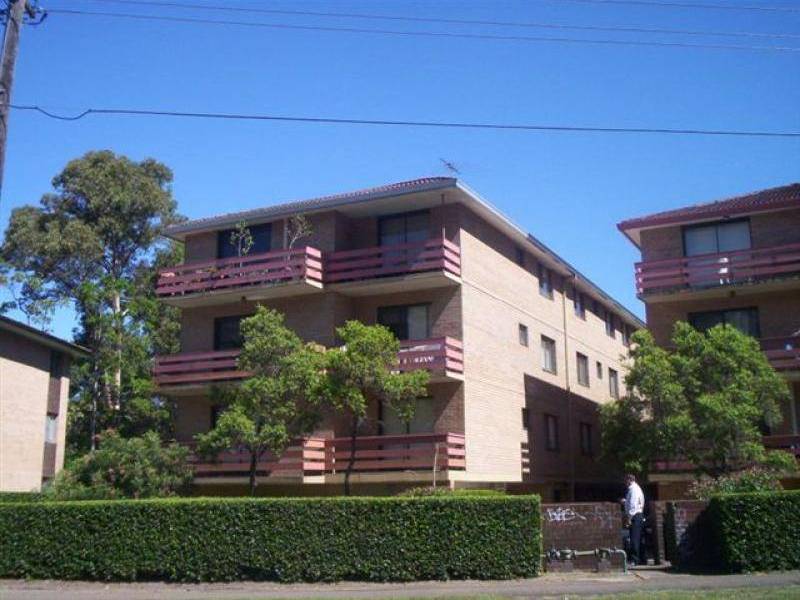 8 GALLOWAY STREET, North Parramatta NSW 2151