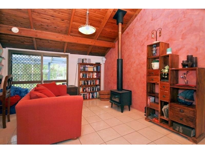 2 NARRABUNDAH STREET, Mudgeeraba QLD 4213