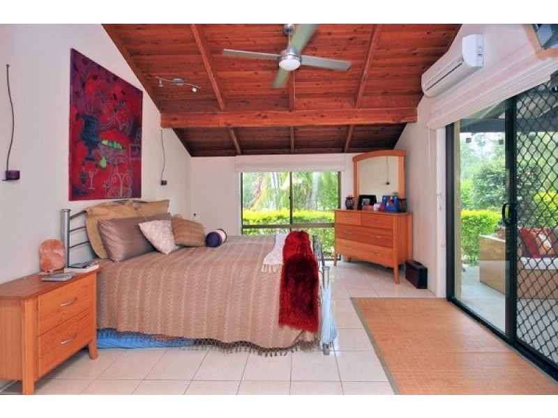 2 NARRABUNDAH STREET, Mudgeeraba QLD 4213