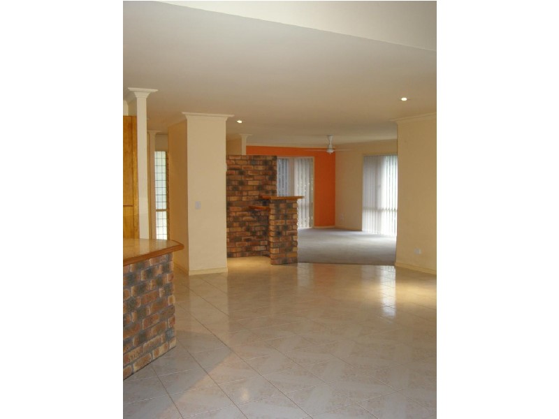 78 THE PANORAMA, Tallai QLD 4213