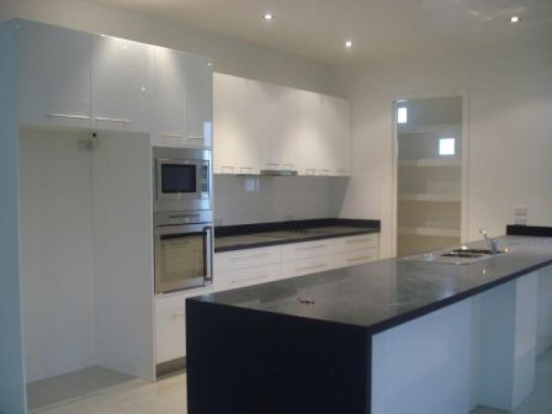 9 Mewsdale Row, Tallai QLD 4213