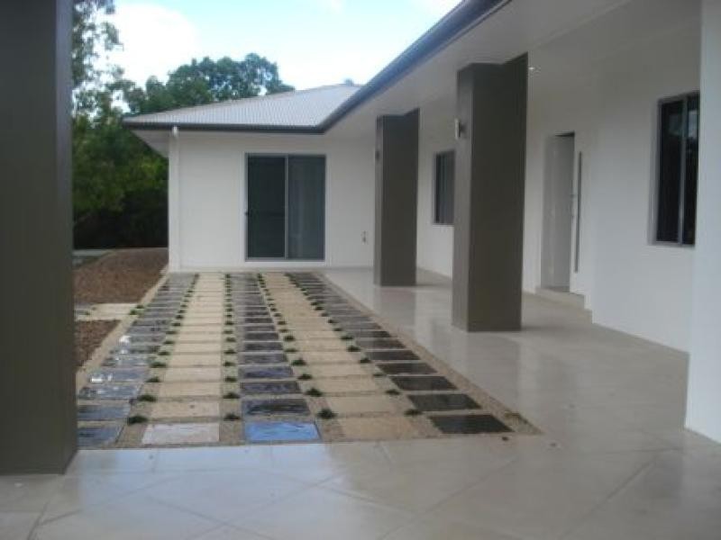 9 Mewsdale Row, Tallai QLD 4213