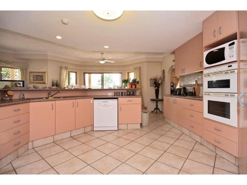 30 THE PANORAMA, Tallai QLD 4213