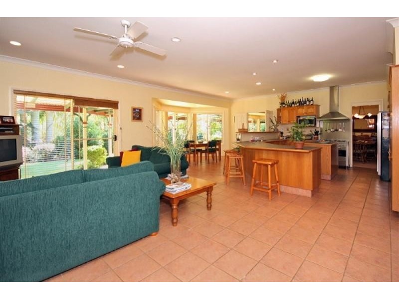 68 BERRIGANS ROAD, Mudgeeraba QLD 4213