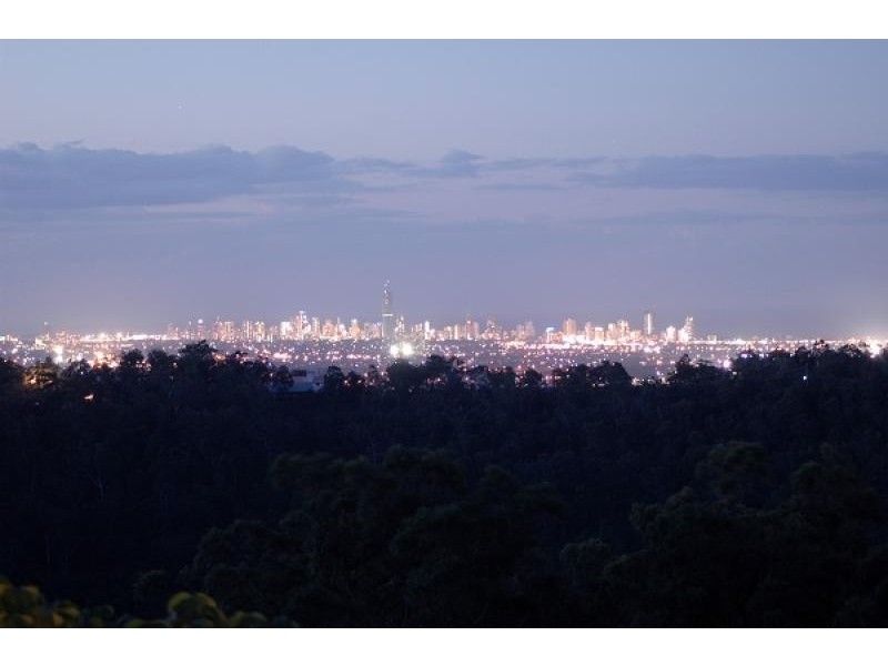 Bonogin QLD 4213