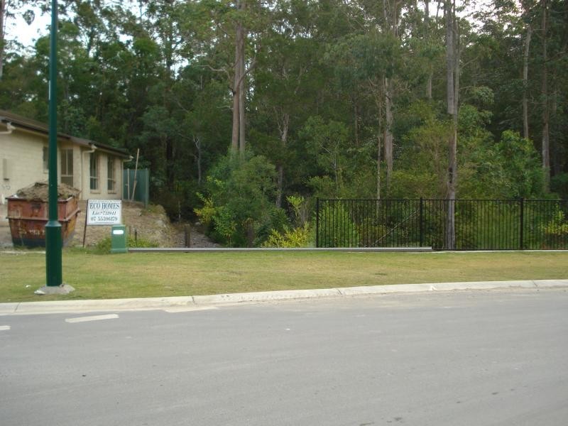 1 McGuire Court, Maudsland QLD 4210