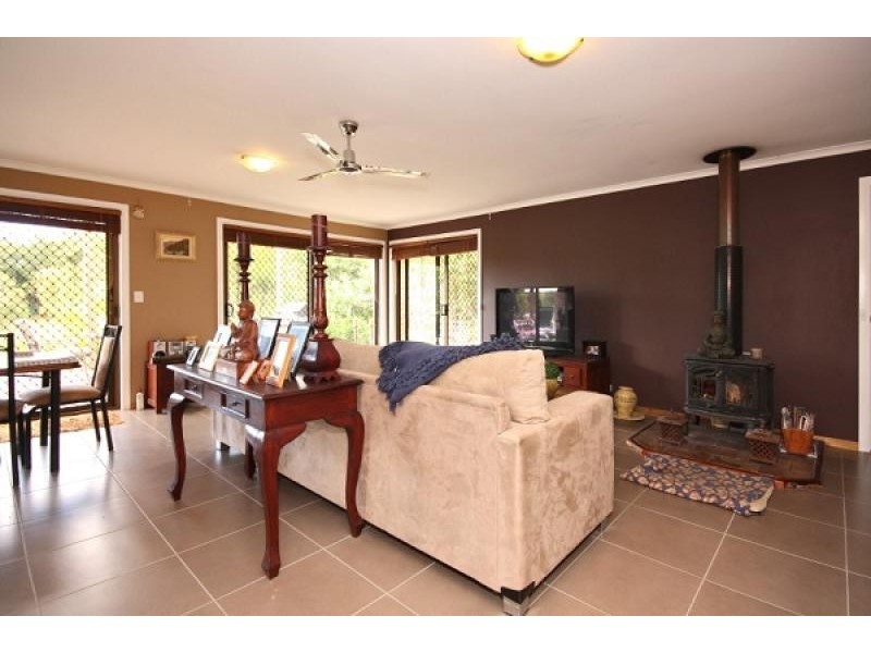 5 VINCE HINDE DRIVE, Worongary QLD 4213