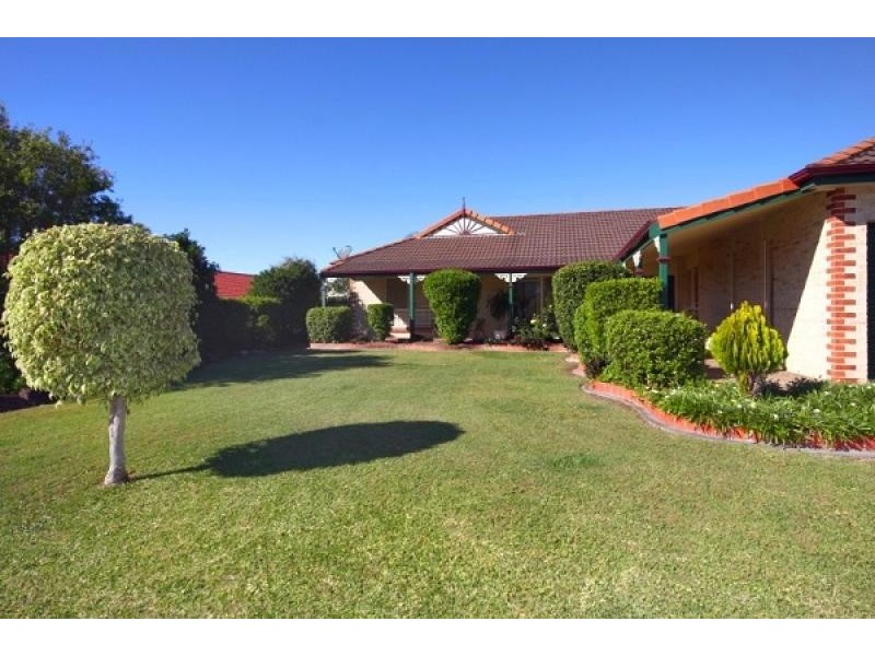 121 WALLANDRA ROAD, Mudgeeraba QLD 4213