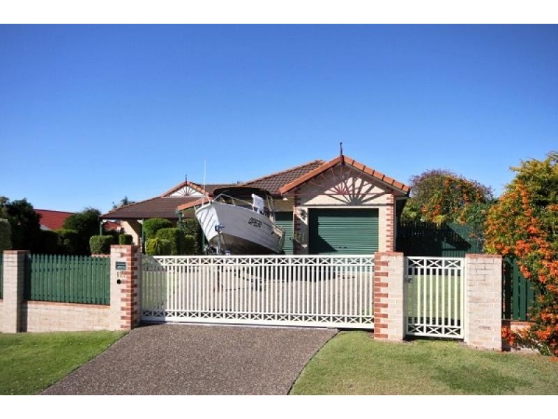 121 WALLANDRA ROAD, Mudgeeraba QLD 4213