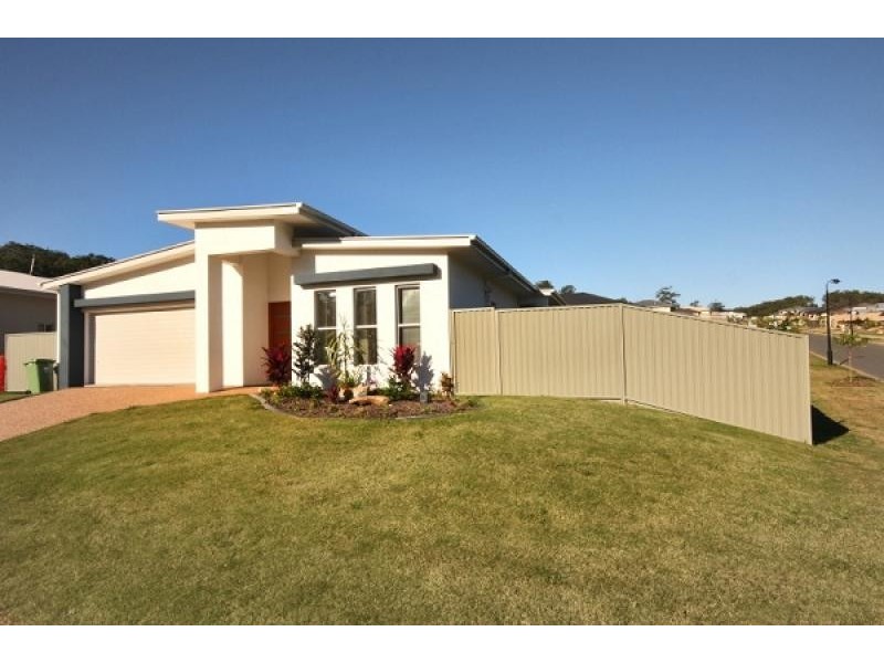 9 EMERSON DRIVE, Mudgeeraba QLD 4213