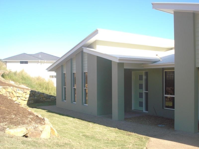 10 Caprice Street, Bonogin QLD 4213