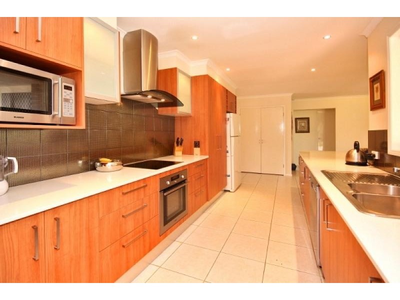 25 UPLANDS COURT, Tallai QLD 4213