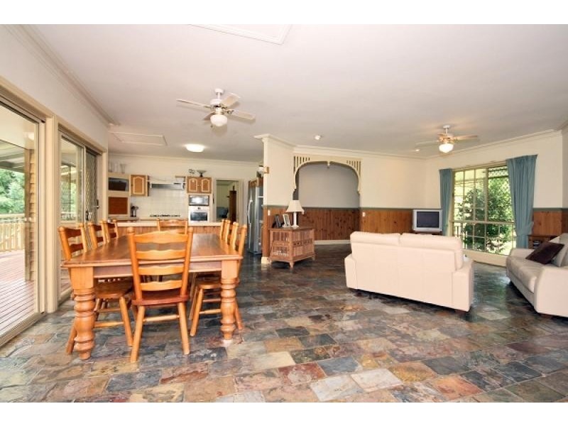 51 VERONICA DRIVE, Tallai QLD 4213
