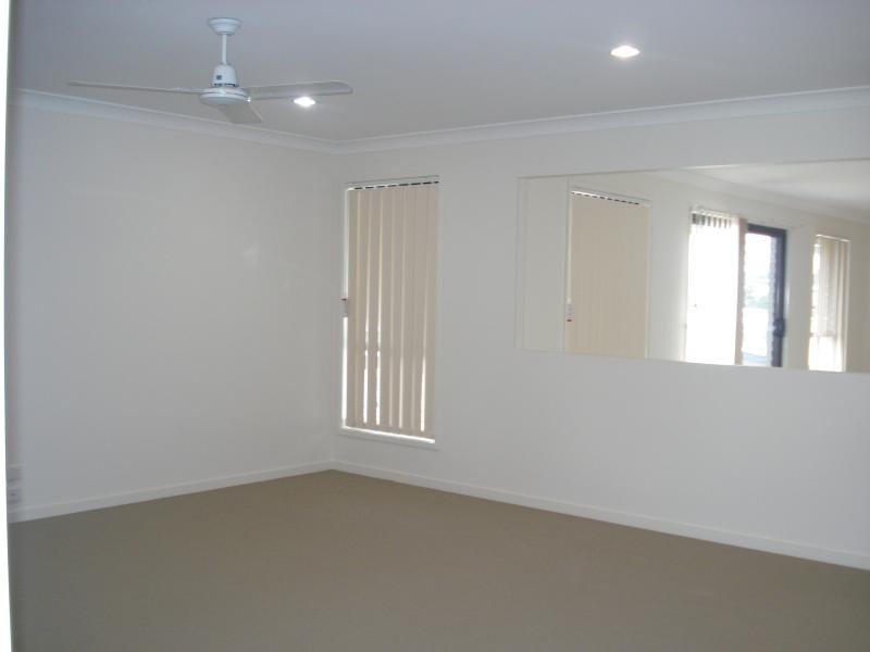 4 Bunjil Place, Upper Coomera QLD 4209