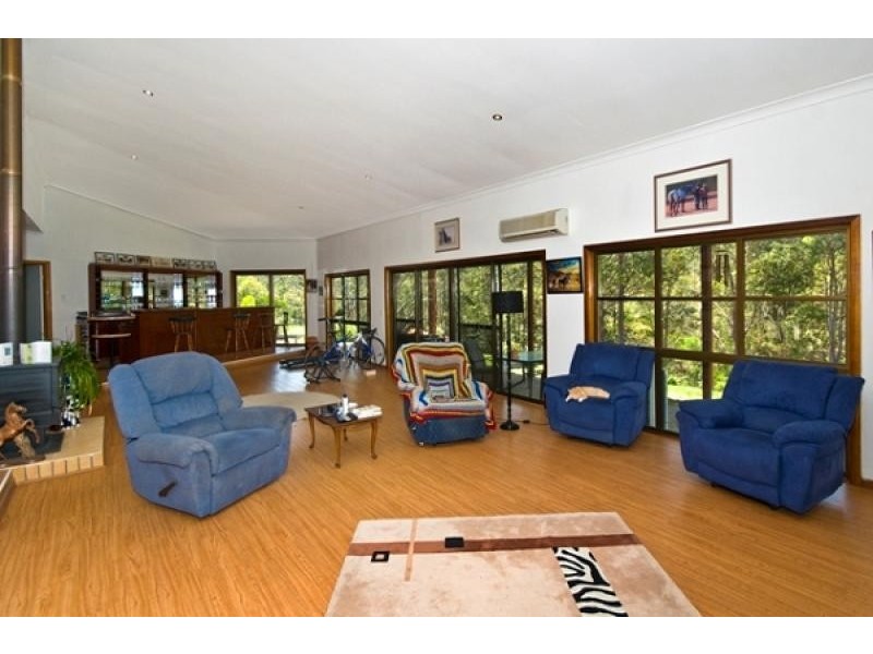 53 Parkway Drive, Advancetown QLD 4211