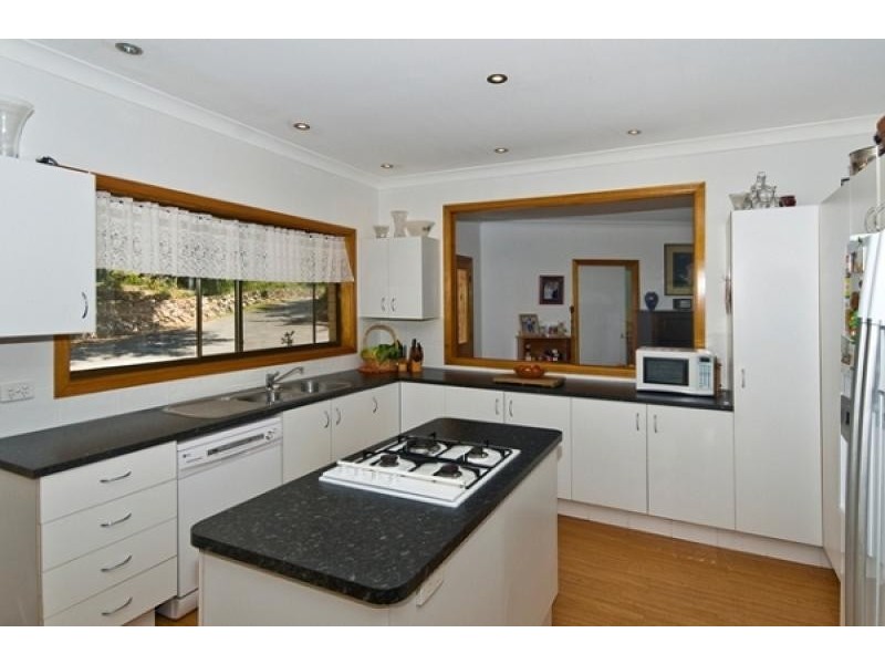 53 Parkway Drive, Advancetown QLD 4211