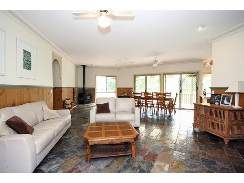 51 Veronica Drive, Tallai QLD 4213