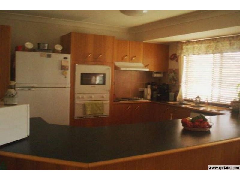 10 Wiltshire Drive, Mudgeeraba QLD 4213