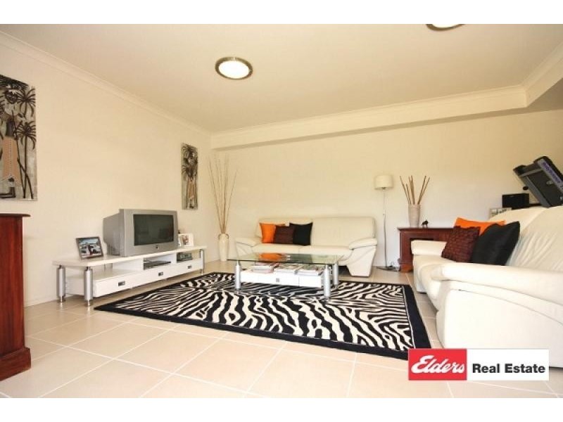 17 Peregrine Street, Reedy Creek QLD 4227