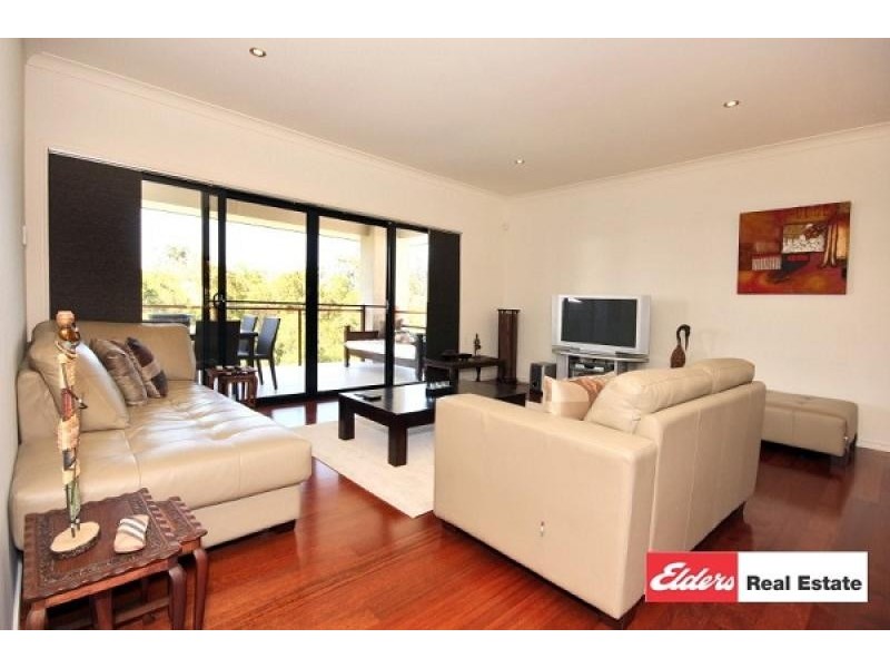 17 Peregrine Street, Reedy Creek QLD 4227