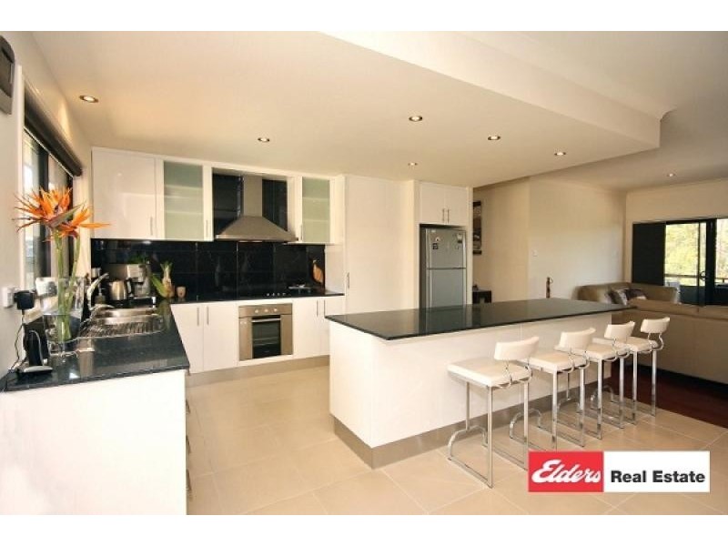 17 Peregrine Street, Reedy Creek QLD 4227