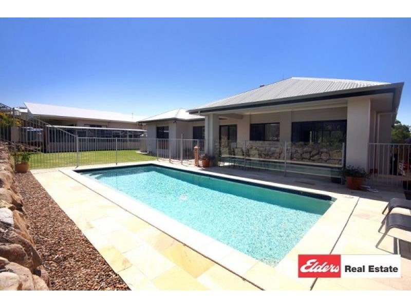 17 Peregrine Street, Reedy Creek QLD 4227