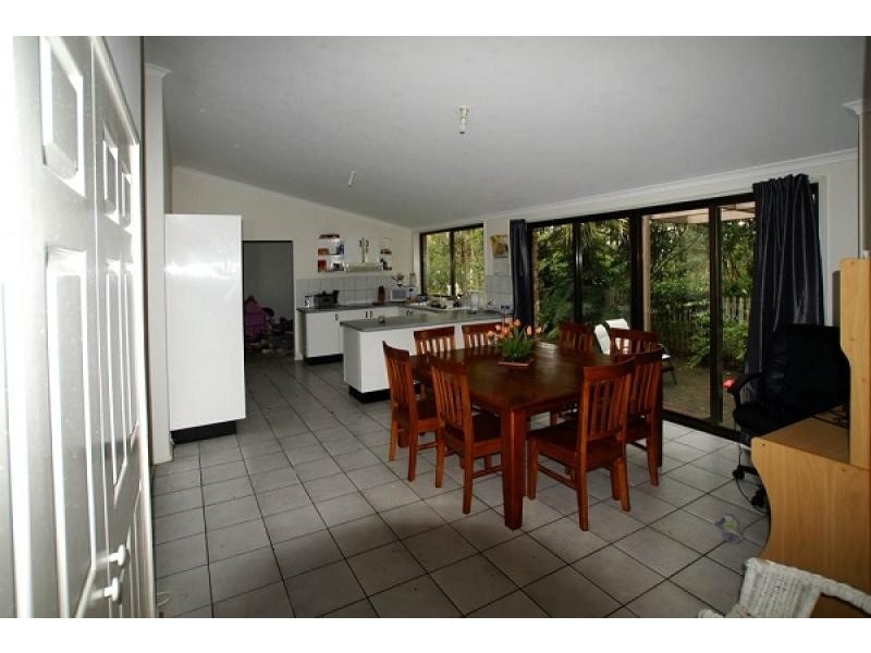 6 Talgarno Place, Tallai QLD 4213