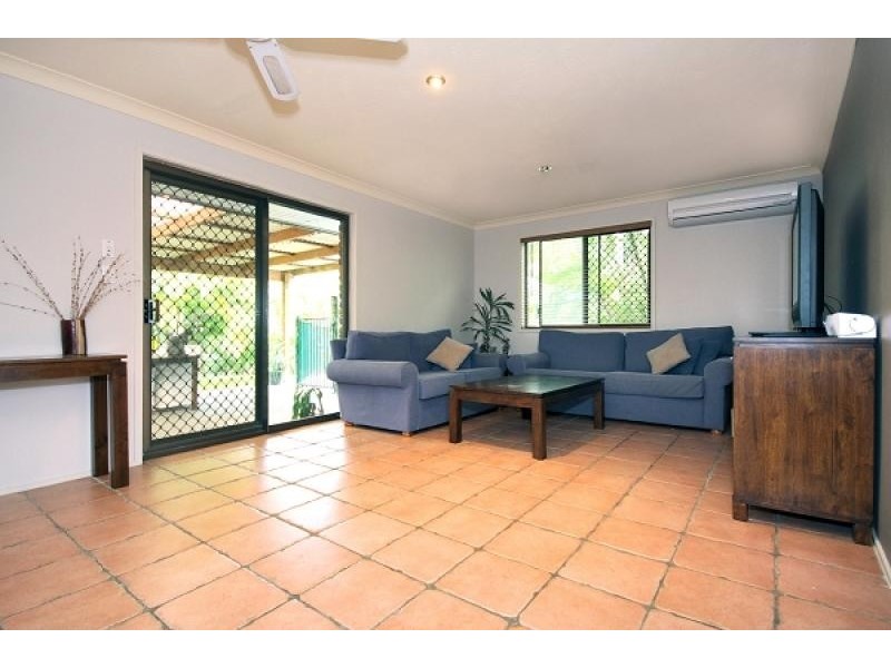 72 COTTESLOE DRIVE, Robina QLD 4226