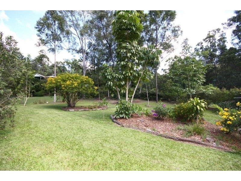 5 Glenaura Drive, Tallai QLD 4213