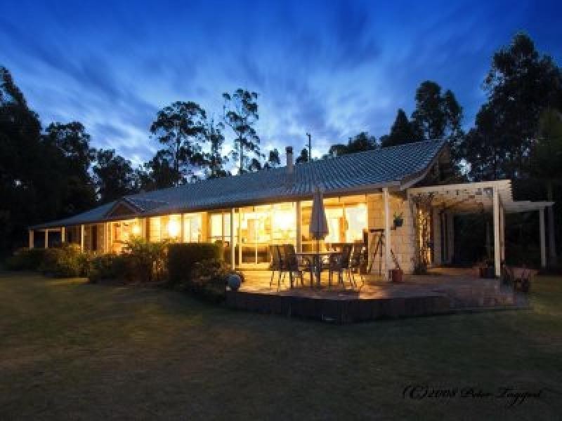 113 Chesterfield Drive, Bonogin QLD 4213