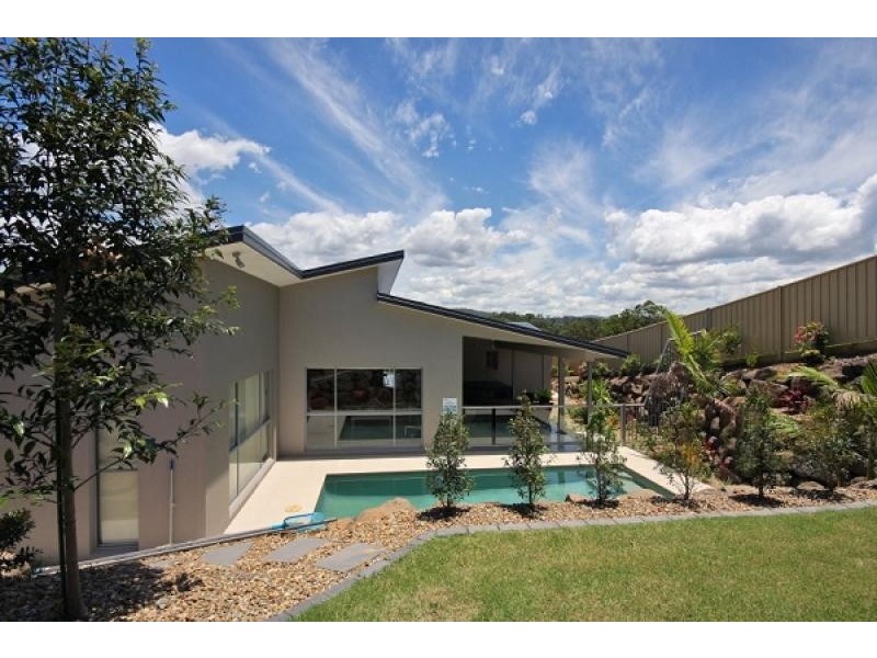 17 Caprice Street, Bonogin QLD 4213