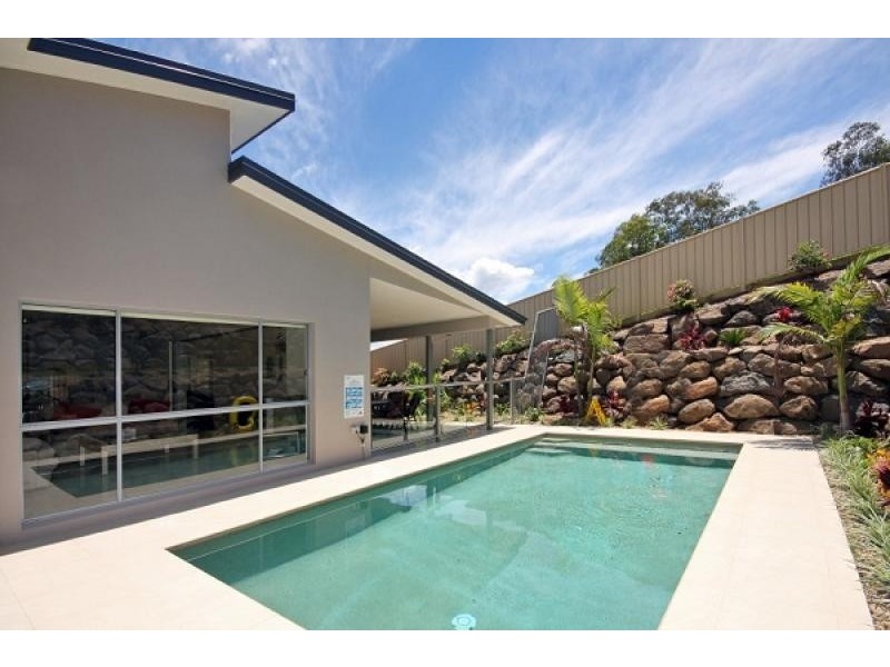 17 Caprice Street, Bonogin QLD 4213