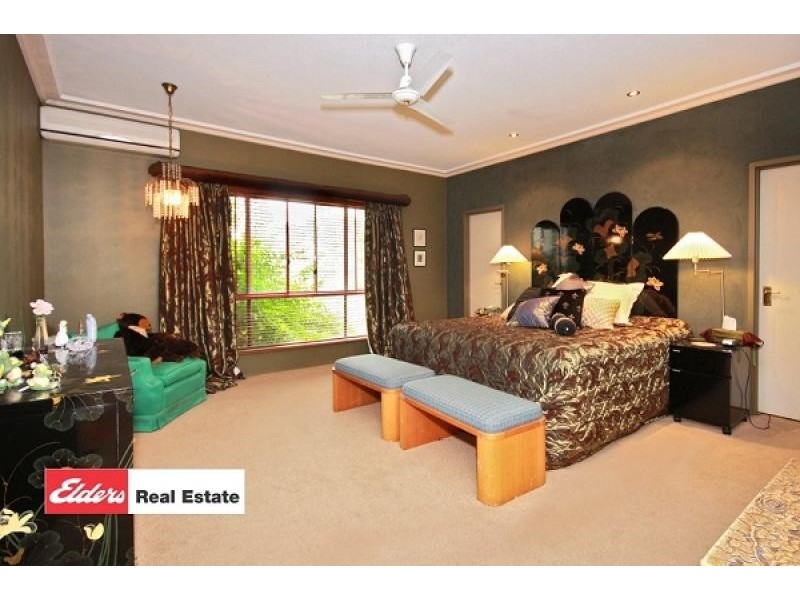 153 San Fernando Drive, Worongary QLD 4213