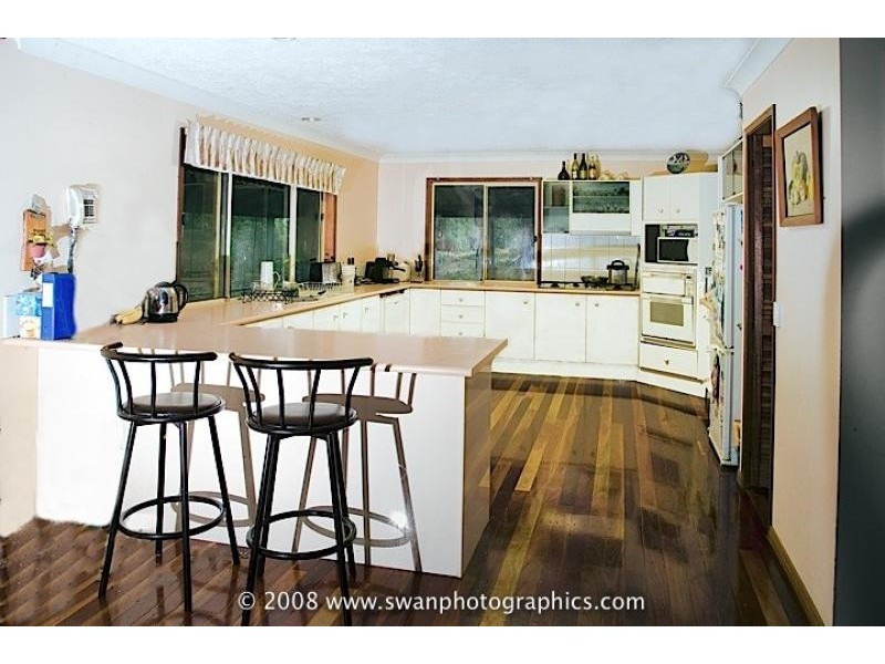 196 Tarata Rd, Guanaba QLD 4210